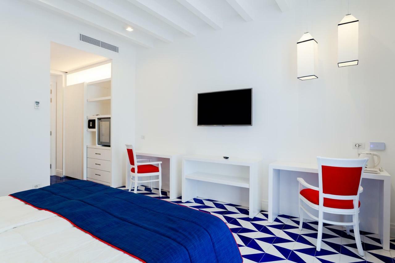 Maison Blu - Intimate Guesthouse Sorrento Eksteriør billede